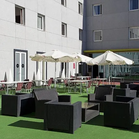 Apartamento Vertice Sevilla Aljarafe *