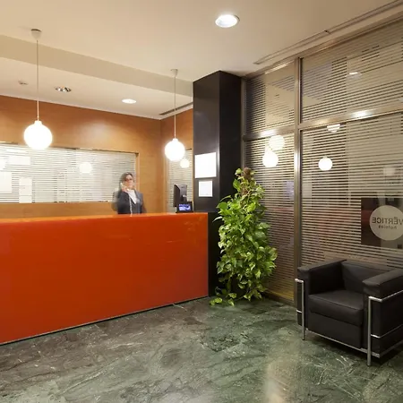 Apartamento Vertice Sevilla Aljarafe *
