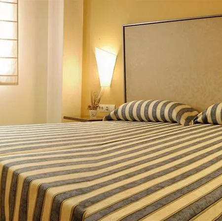 Vertice Sevilla Aljarafe Apartamento *